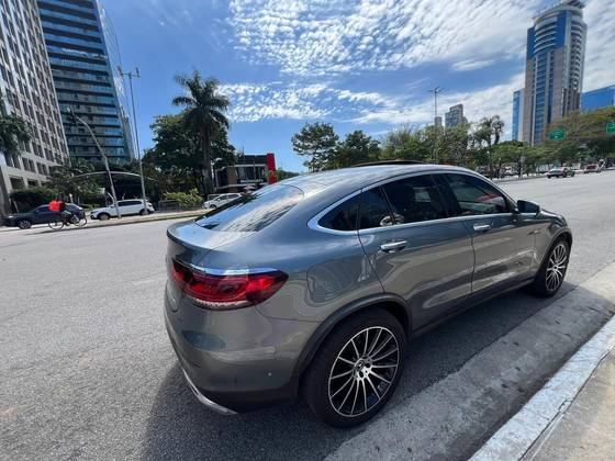 MERCEDES-BENZ GLC 300 2.0 CGI GASOLINA COUPÉ AMG LINE 4MATIC 9G-TRONIC